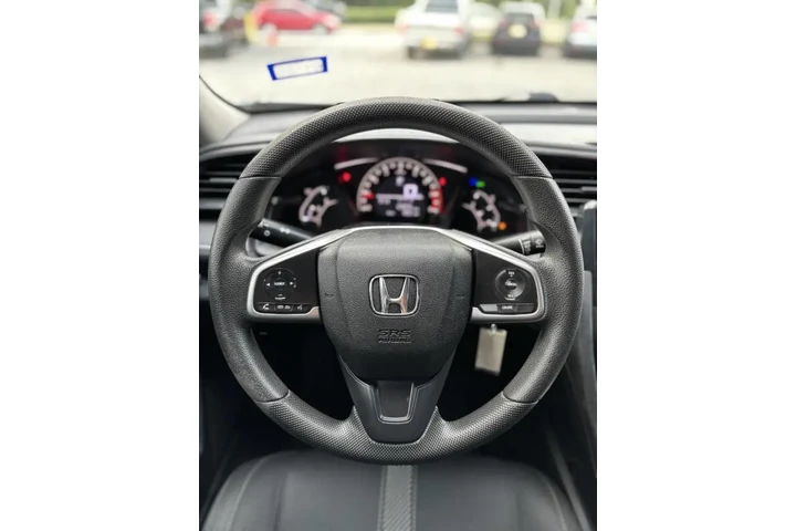 2016 Civic LX image 8