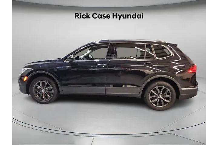 $18992 : Volkswagen Tiguan 2022 SE 4d image 3