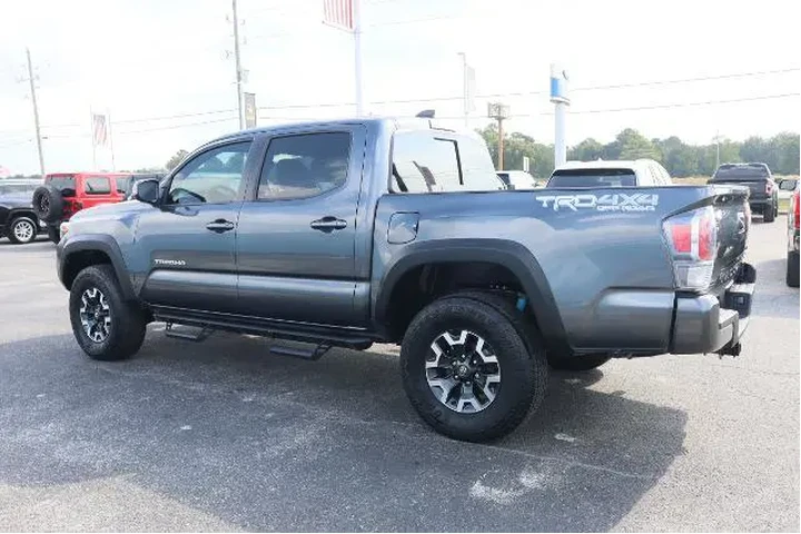 $38392 : Toyota Tacoma 2023 4x4 SR V6 image 6