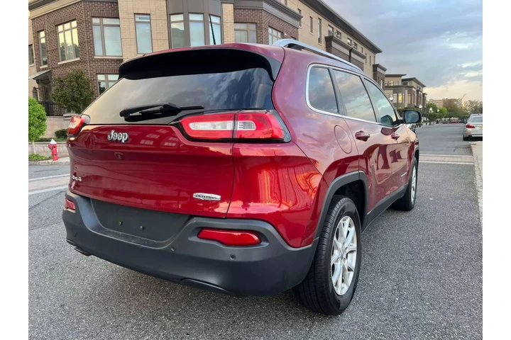 $9495 : 2017 JEEP CHEROKEE LATITUDE S image 7