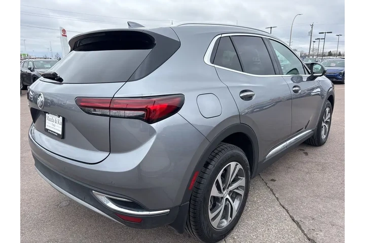 $25499 : 2022 Envision Essence image 5