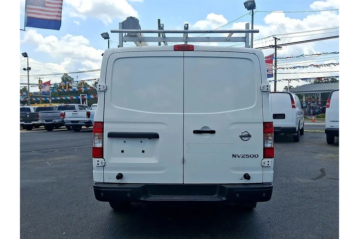 $23500 : 2020 NV Cargo 2500 HD S V6 image 5