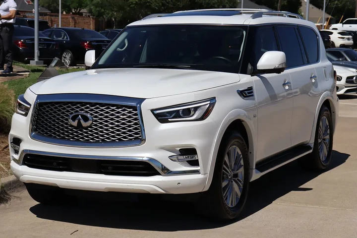 $28567 : 2020 QX80 LUXE image 5