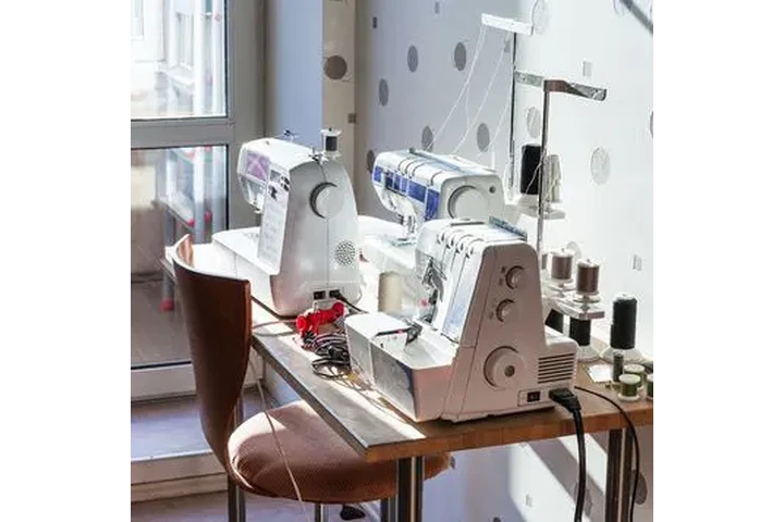 Técnico de máquinas de coser image 2