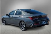 $29660 : New 2024 Hyundai ELANTRA HYBR thumbnail