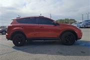 2016 RAV4 thumbnail