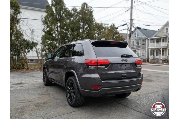 $15995 : 2018 Grand Cherokee Altitude image 6