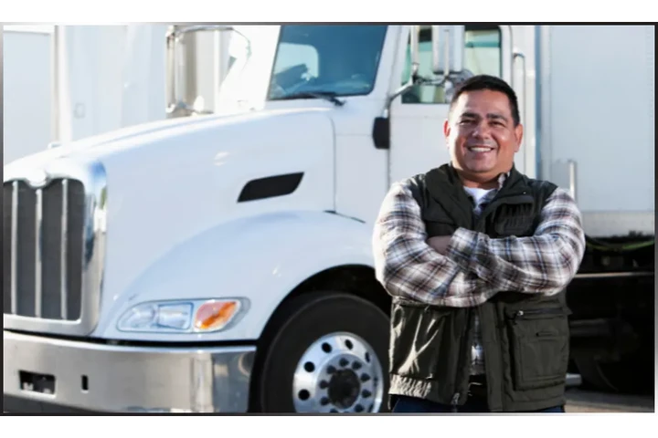 OBTENGA UNA NUEVA CARRERA image 1