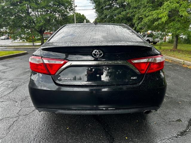 $12995 : 2017 Camry SE image 3