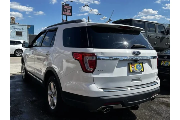 $16995 : 2018 Explorer XLT image 6