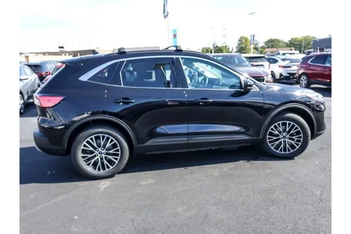 $25852 : Ford Escape Plug-In Hybrid 2 image 6