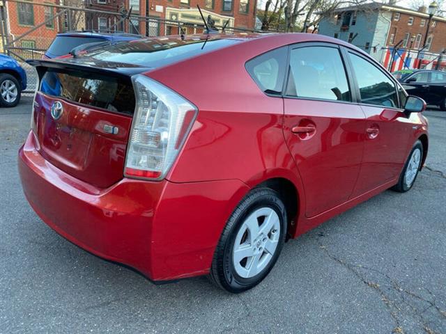 $6499 : 2011 Prius Three image 7