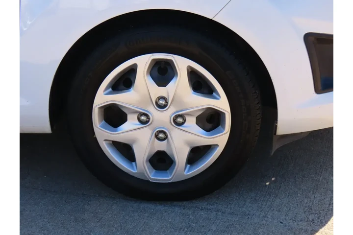 $5999 : Ford Fiesta 2011 S 4dr Sedan image 9