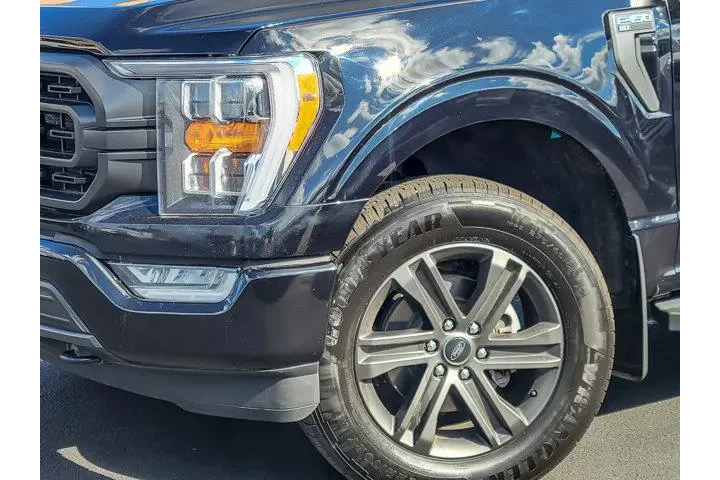 $38887 : Ford F-150 2022 4x4 XLT 4dr image 3