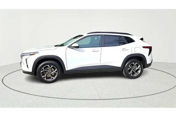 $19413 : Chevrolet Trax 2025 LT 4dr C image 4