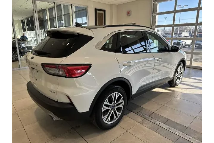 $20890 : Ford Escape 2022 AWD SEL 4dr image 3