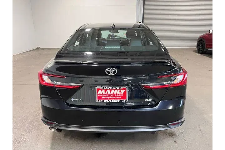 $29443 : Toyota Camry 2025 SE 4dr Sed image 4