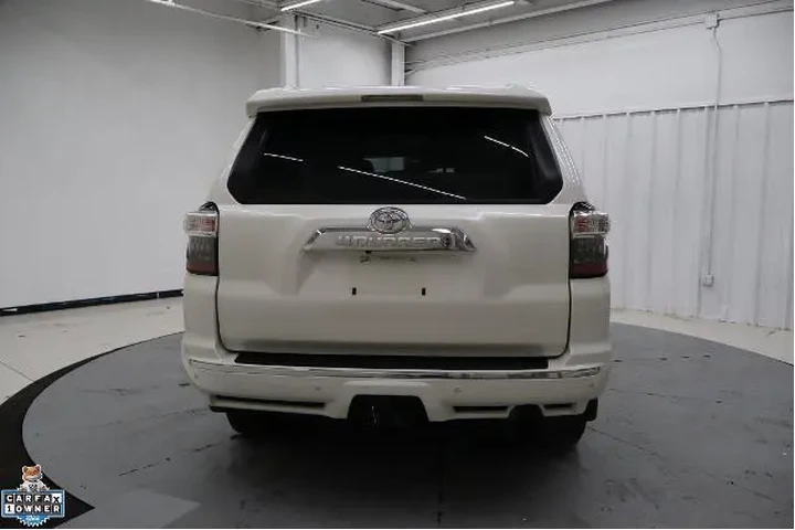 $38995 : Toyota 4Runner 2021 4x2 Limi image 5