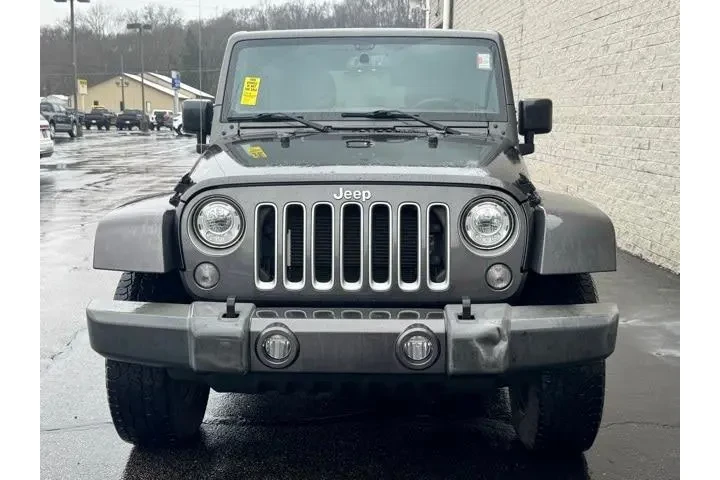 $18992 : Jeep Wrangler Unlimited 2017 image 2