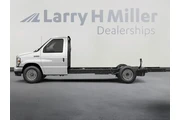 Ford E-Series 2023 E-350 SD thumbnail
