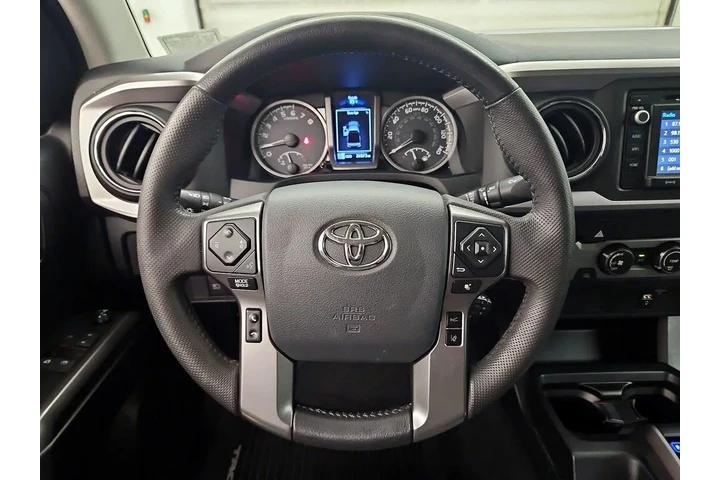 $30998 : Toyota Tacoma 2019 4x2 SR5 V image 10