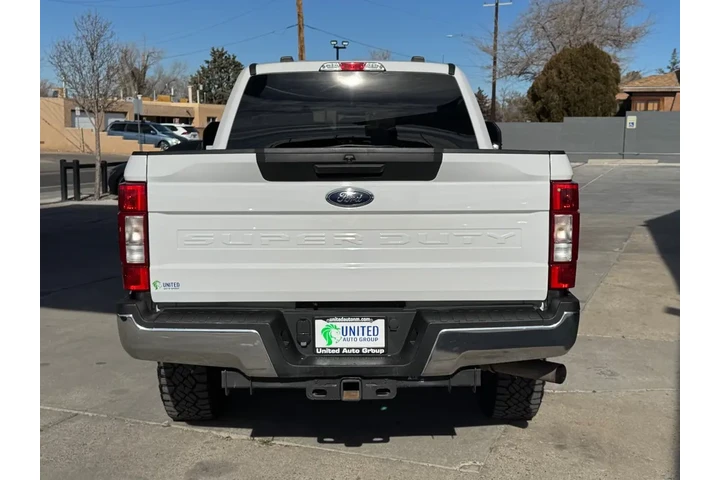2020 F-250 SD Platinum Crew C image 6