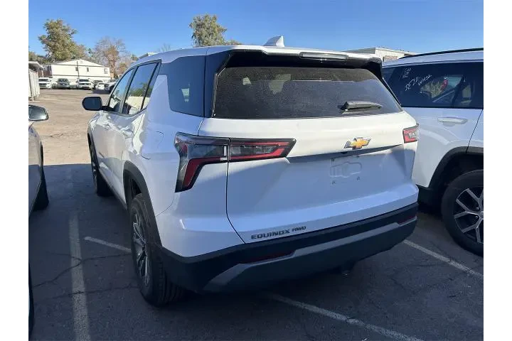 $28494 : Chevrolet Equinox 2025 4x4 L image 6