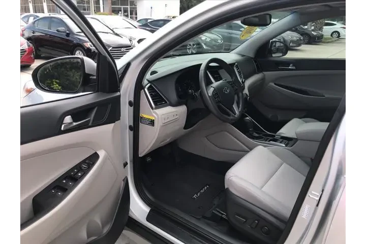 $11995 : Hyundai TUCSON 2018 Value 4d image 10