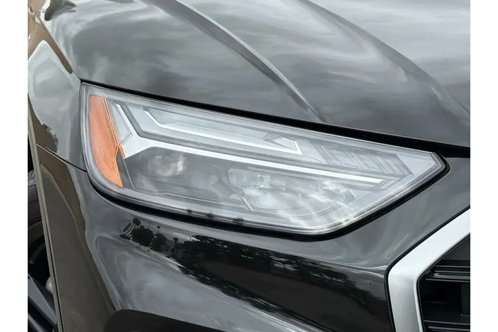 $31989 : Audi Q5 2022 AWD e quattro S image 3