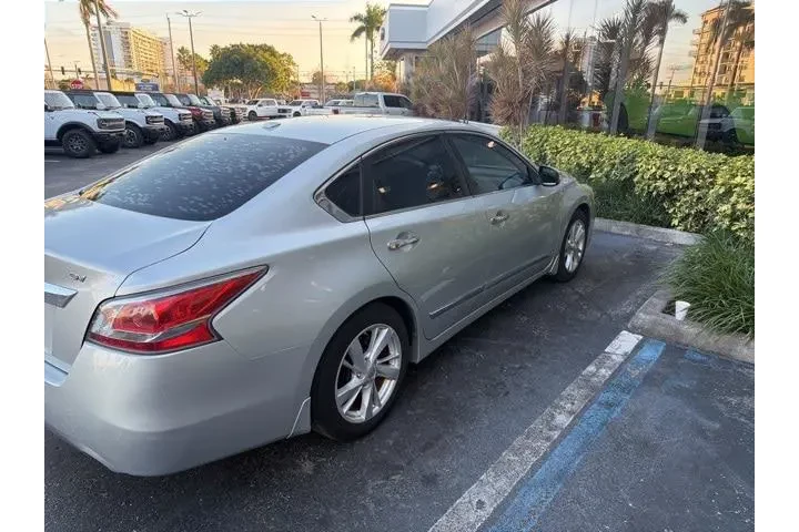 $7997 : Nissan Altima 2015 2.5 SV 4d image 4