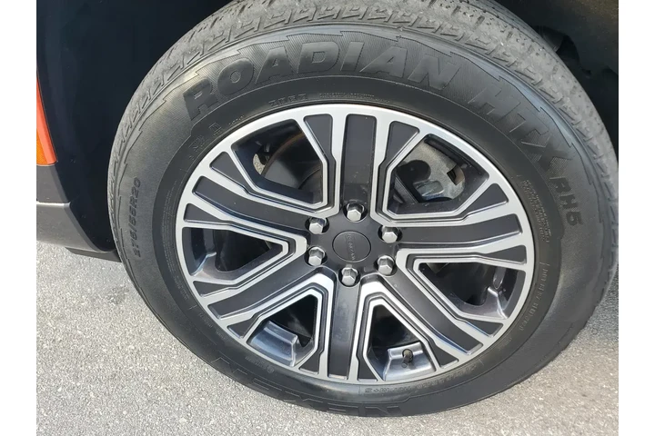 Jeep Wagoneer 2022 4x4 Serie image 9