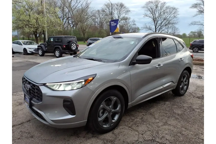 $25716 : Ford Escape 2023 AWD ST-Line image 7