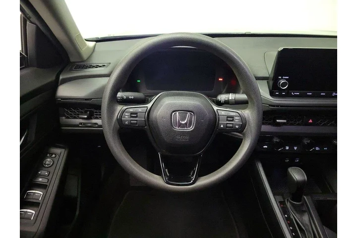 $27998 : Honda Accord 2024 EX 4dr Sed image 10