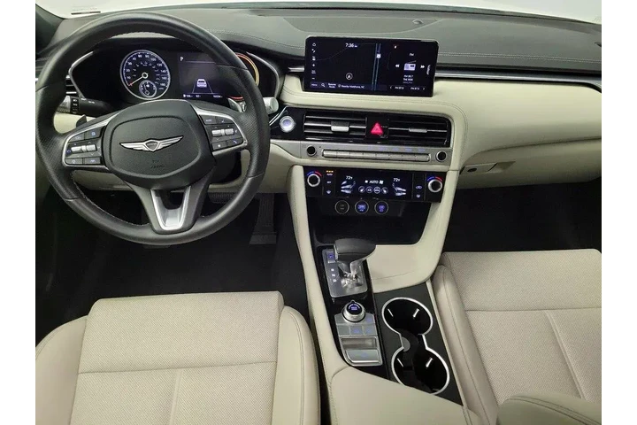 $33998 : Genesis G70 2025 2.5T Standa image 9