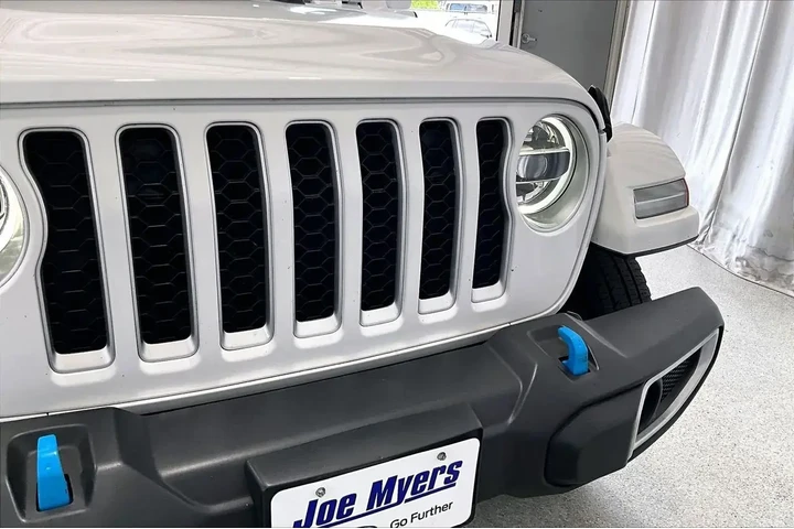 $25691 : Jeep Wrangler Unlimited 2022 image 7