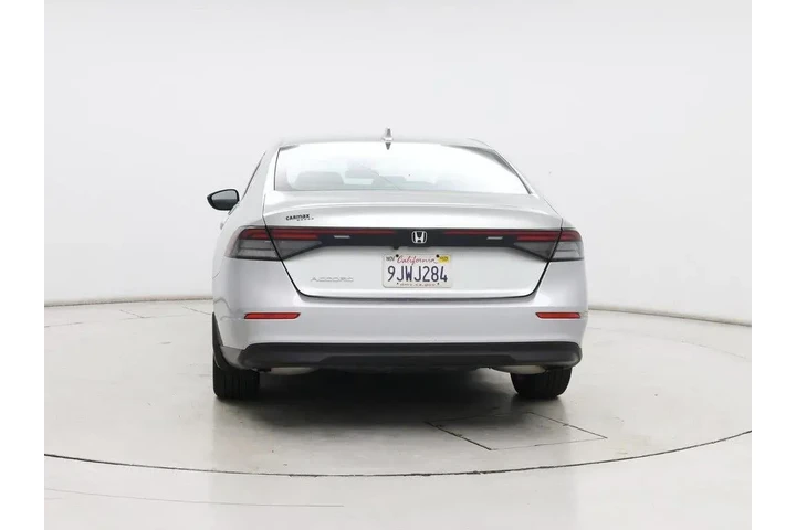 $24998 : Honda Accord 2024 LX 4dr Sed image 6