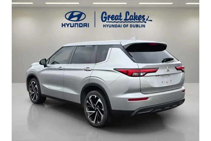 $20366 : Mitsubishi Outlander 2022 AW image 3