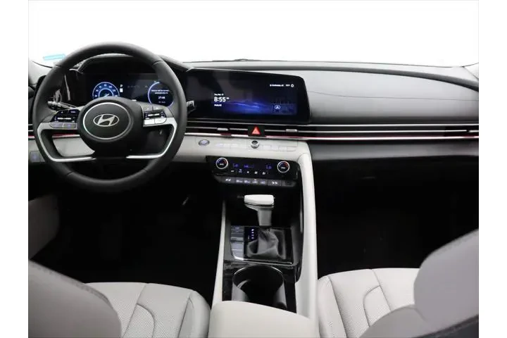 $25085 : Hyundai ELANTRA Hybrid 2025 image 6