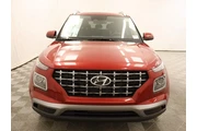 $21793 : Hyundai VENUE 2026 SEL 4dr C thumbnail