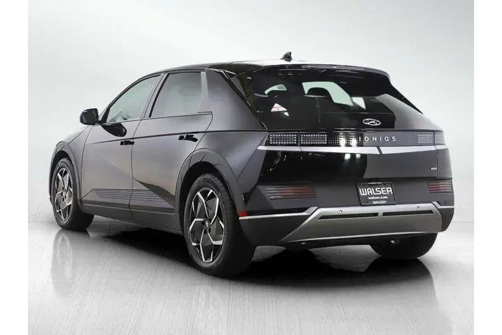 $26998 : Hyundai IONIQ 5 2024 AWD SEL image 3