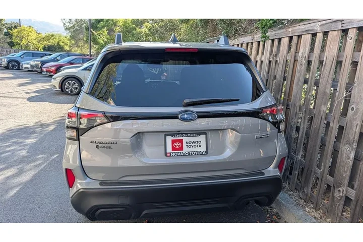 $34990 : 2026 Forester Premium Hybrid image 8