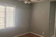 $1000 : Beautiful Home...LAKEWOOD,CA thumbnail