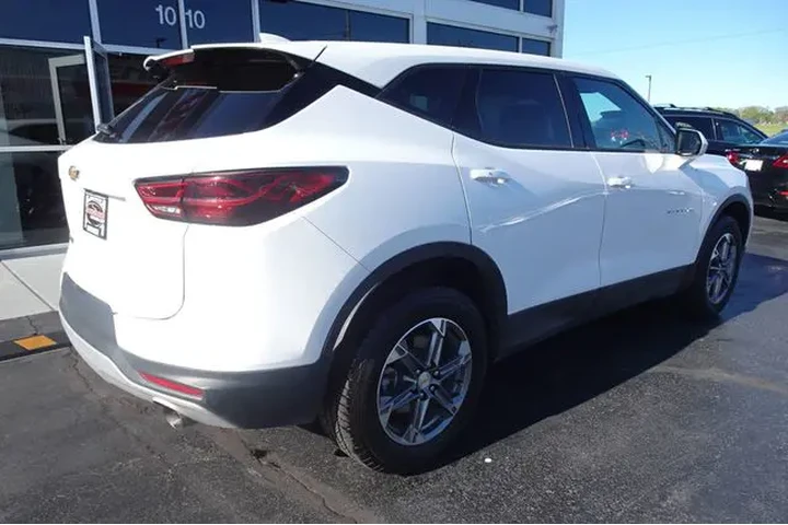 $25999 : 2024 Blazer image 8
