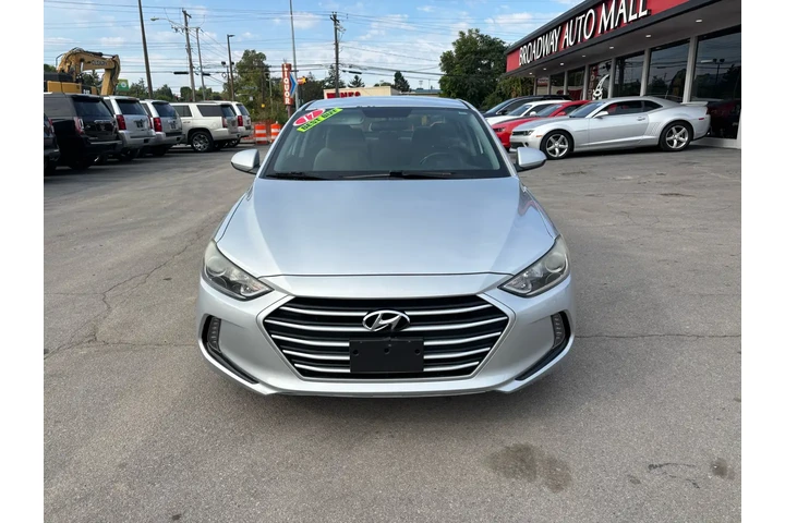 $7980 : 2017 Elantra SE 2.0L Auto (Al image 7