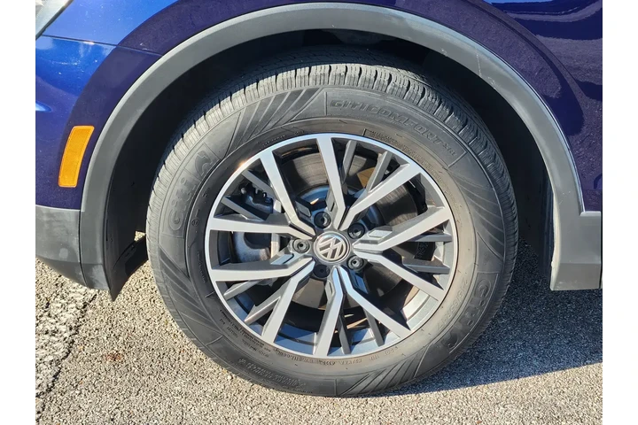 Volkswagen Tiguan 2021 S 4dr image 7