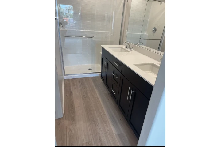 L.mendez cleaning llc image 7