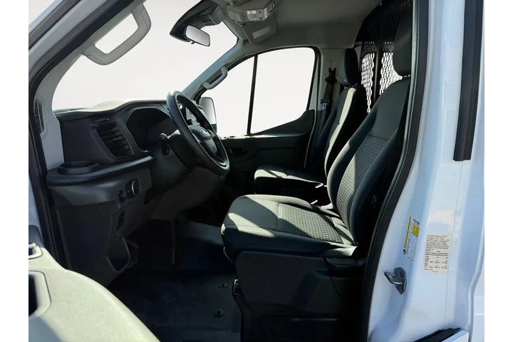 $34553 : Ford Transit 2024 250 3dr LW image 10