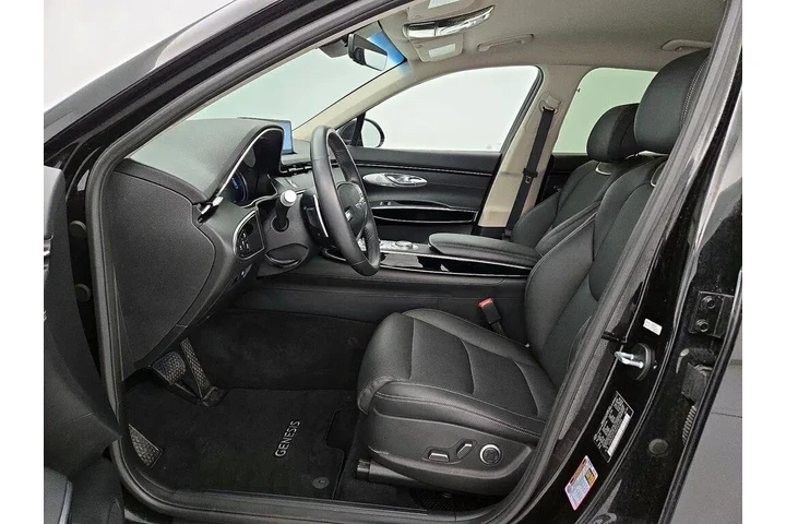 $37998 : Genesis GV70 2025 AWD 2.5T S image 10