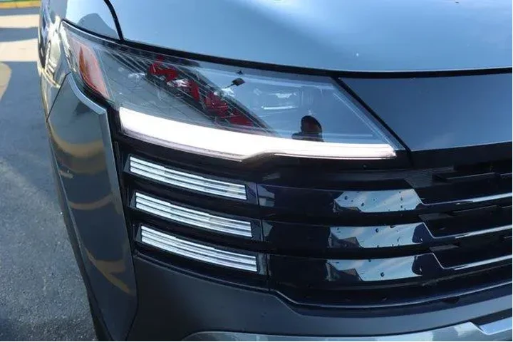 $20327 : Nissan Kicks 2025 AWD S 4dr image 8