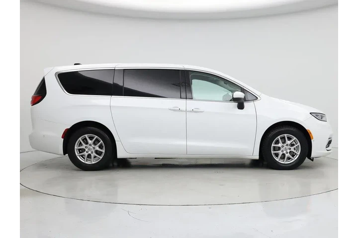 $27998 : Chrysler Pacifica 2023 Touri image 7